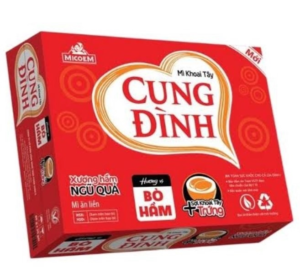 THÙNG MÌ CUNG ĐÌNH VỊ BÒ HẦM/牛煮込み味ラーメン(30袋) - 30 gói