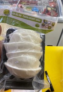 CƠM DỪA NON/若いココナッツの果肉
