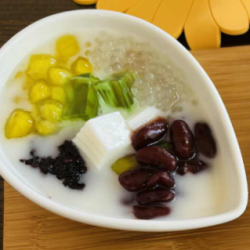 CHÈ THẬP CẨM/ミックスデザート